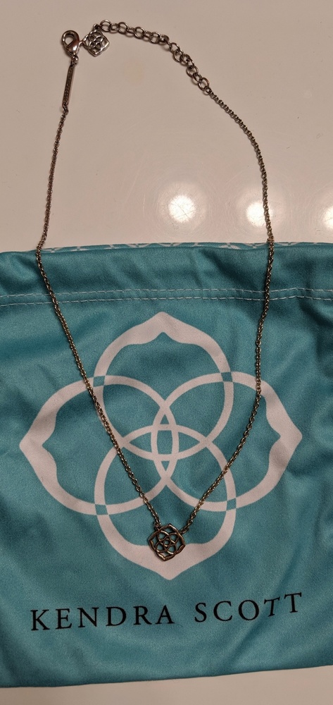 Kendra Scott Necklace